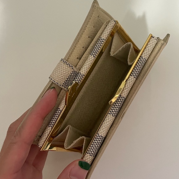 Louis Vuitton White Monogram Wallet - Picture 3 of 5